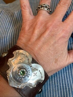 Leather cuff, up to 6 1/2” wrist